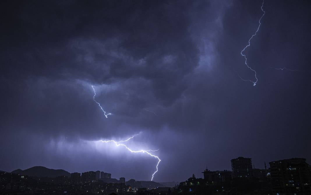 Ankara’da gece gündüze döndü 16